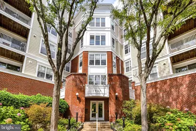 1625 International Drive #421, McLean, VA 22102 - Photo 2