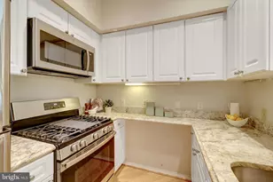1625 International Dr, McLean, VA 22102 - Photo 10