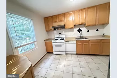 5055 Tibbitt Lane, Burke, VA 22015 - Photo 4