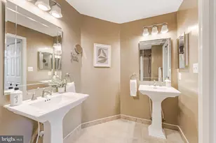 11405 Windleaf Ct, Reston, VA 20194 - Photo 24