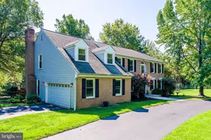 8320 Sylvan Way, Clifton, VA 20124 - Photo 4