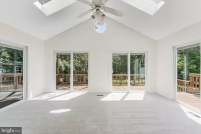 8320 Sylvan Way, Clifton, VA 20124 - Photo 36