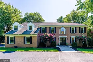 8320 Sylvan Way, Clifton, VA 20124 - Photo 2