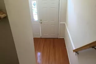 5271 Ballycastle Circle E, Alexandria, VA 22315 - Photo 2