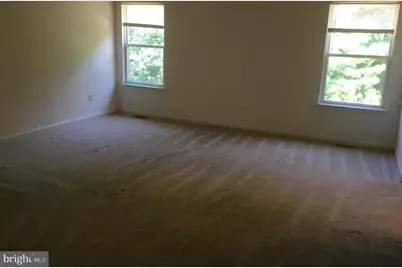 5271 Ballycastle Circle E, Alexandria, VA 22315 - Photo 22