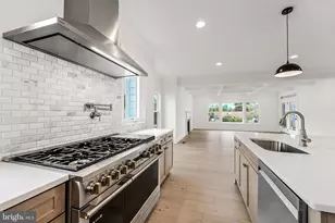 2315 Great Falls St, Falls Church, VA 22046 - Photo 26