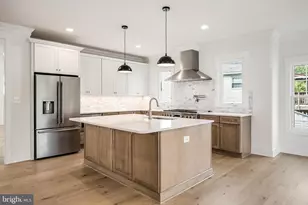2315 Great Falls St, Falls Church, VA 22046 - Photo 18