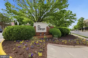 12913 Centre Park Cir, Herndon, VA 20171 - Photo 2