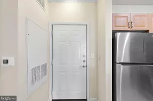 12913 Centre Park Cir, Herndon, VA 20171 - Photo 8