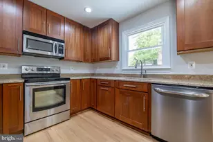 7032 Coventry Rd, Alexandria, VA 22306 - Photo 4