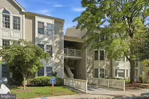 12237 Fairfield House Dr, Fairfax, VA 22033 - Photo 1