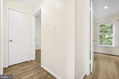 4267 Fox Lake Drive, Fairfax, VA 22033 - Photo 16