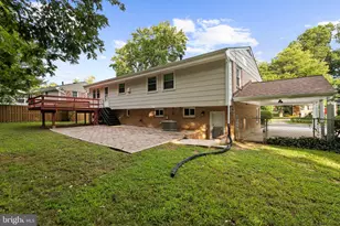 9120 Kristin Ln, Fairfax, VA 22032 - Photo 10