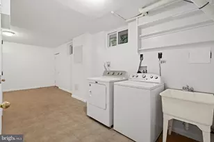 9120 Kristin Ln, Fairfax, VA 22032 - Photo 52