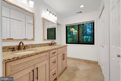 9982 Blackberry Lane, Great Falls, VA 22066 - Photo 28