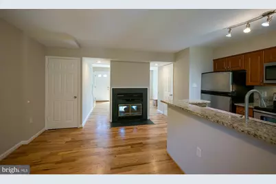 5714 Evergreen Knoll Court, Alexandria, VA 22303 - Photo 8