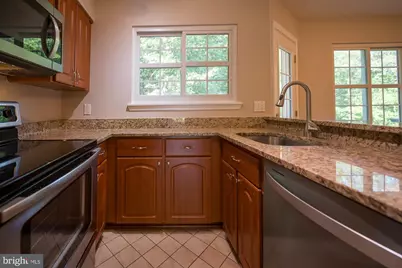 5714 Evergreen Knoll Court, Alexandria, VA 22303 - Photo 10