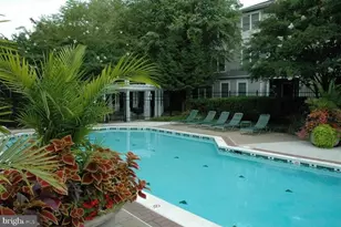 12818 Fair Briar Ln, Fairfax, VA 22033 - Photo 30