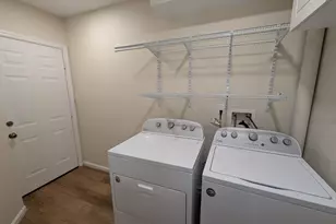 12818 Fair Briar Ln, Fairfax, VA 22033 - Photo 24