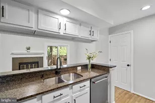 6557 Cypress Point Rd, Alexandria, VA 22312 - Photo 8