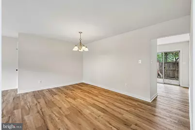 13726 Autumn Vale Court #18F, Chantilly, VA 20151 - Photo 8
