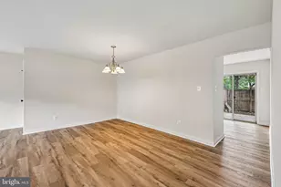 13726 Autumn Vale Ct, Chantilly, VA 20151 - Photo 8