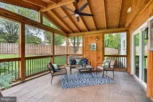 13136 Lazy Glen Ct, Herndon, VA 20171 - Photo 14