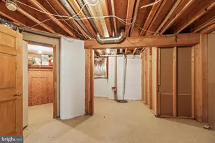 9827 Lake Meadow Ct, Burke, VA 22015 - Photo 56