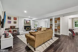 1360 Snow Meadow Ln, McLean, VA 22102 - Photo 40