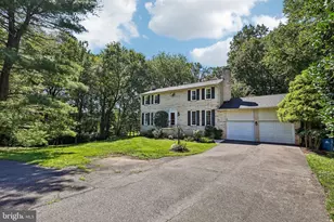 1360 Snow Meadow Ln, McLean, VA 22102 - Photo 54