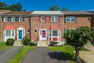 7106 Snug Harbor Ct, Alexandria, VA 22315 - Photo 8
