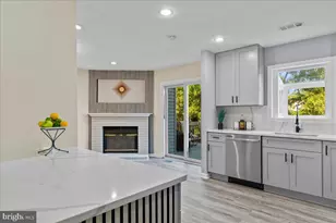 7106 Snug Harbor Ct, Alexandria, VA 22315 - Photo 20