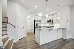 2263 Woodland Gap Terrace, Herndon, VA 20171 - Photo 6