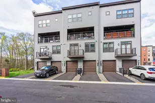 2263 Woodland Gap Terrace, Herndon, VA 20171 - Photo 4