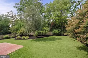 9020 Beatty Dr, Alexandria, VA 22308 - Photo 4