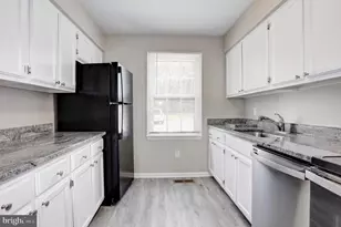 6072 Crown Royal Cir, Alexandria, VA 22310 - Photo 12