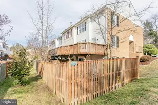 6072 Crown Royal Cir, Alexandria, VA 22310 - Photo 2
