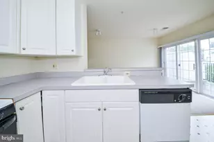 1537 Northern Neck Dr, Vienna, VA 22182 - Photo 10