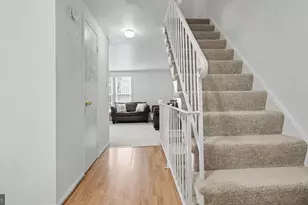 14349 Watery Mountain Ct, Centreville, VA 20120 - Photo 6
