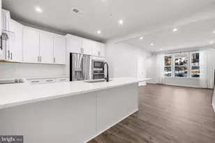 12136 Loblolly Dr, Fairfax, VA 22033 - Photo 10