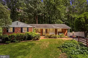 5109 Red Fox Dr, Annandale, VA 22003 - Photo 1
