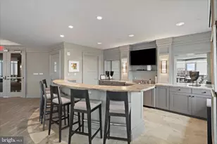8220 Crestwood Heights Dr, McLean, VA 22102 - Photo 40