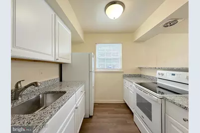 9642 Hagel Cir #29/A, Lorton, VA 22079 - Photo 8