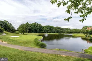 12103 Greenwood Ct, Fairfax, VA 22033 - Photo 10