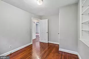 7806 Oak St, Falls Church, VA 22043 - Photo 4