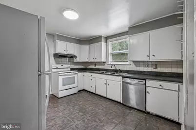 7806 Oak Street, Falls Church, VA 22043 - Photo 12