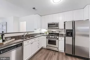 11776 Stratford House Pl, Reston, VA 20190 - Photo 14