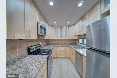 11301 Gatesborough Lane, Reston, VA 20191 - Photo 24