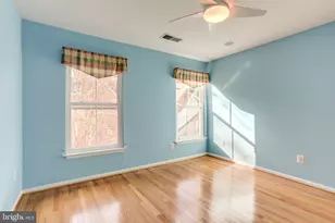 11472 Waterhaven Ct, Reston, VA 20190 - Photo 30