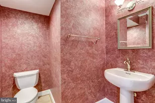 11472 Waterhaven Ct, Reston, VA 20190 - Photo 10